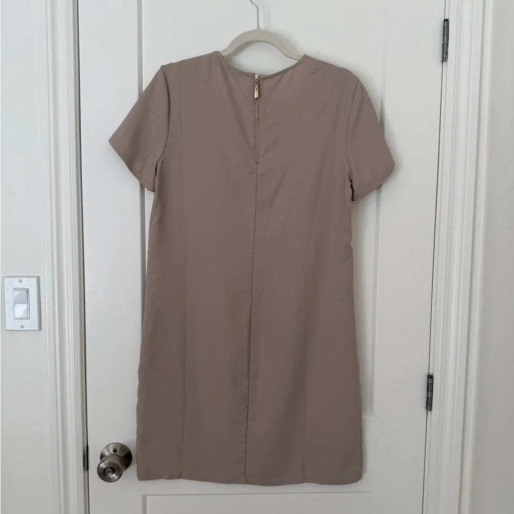 Dynamite Short-Sleeve Mini Dress - Taupe - Picture 3 of 3